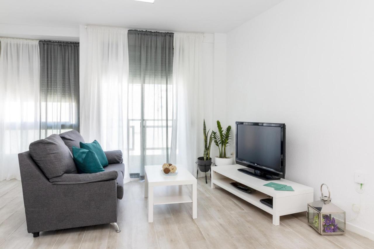 Homeforguest Amplio Apartamento En El Centro De Santa Cruz Luaran gambar
